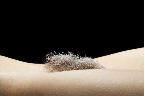 种植后长出的<em>阴毛</em>会随头发生长而生长