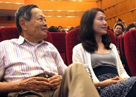 <em>杨振宁的</em>结发太太是杜聿明<em>的女儿</em>杜致礼