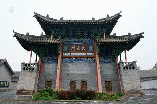 后稷作为北方农神的形象,从拜物"稷"到周族始祖经历了一个多阶段的